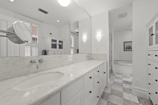 134 Buttles Avenue, Columbus, OH 43215