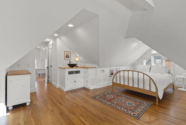 134 Buttles Avenue, Columbus, OH 43215