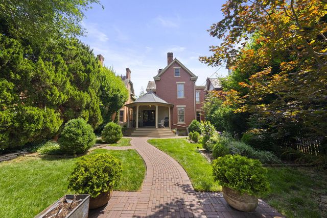 134 Buttles Avenue, Columbus, OH 43215