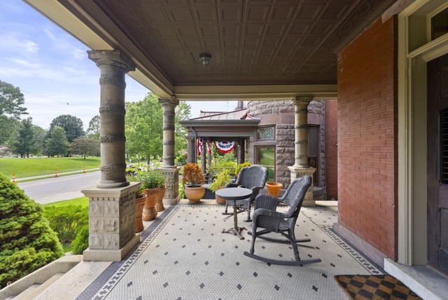 134 Buttles Avenue, Columbus, OH 43215