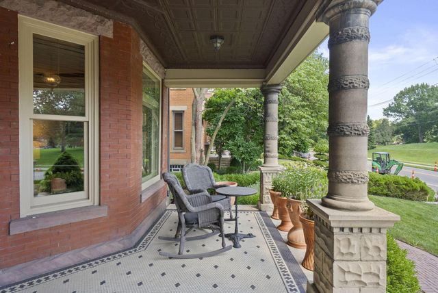 134 Buttles Avenue, Columbus, OH 43215
