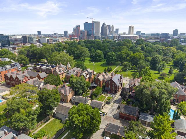 134 Buttles Avenue, Columbus, OH 43215