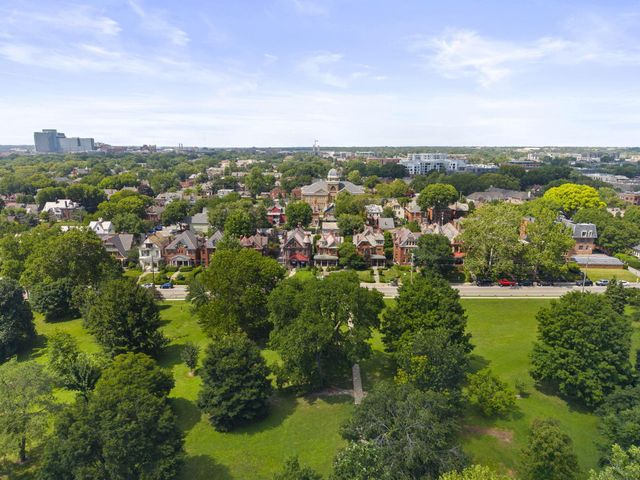134 Buttles Avenue, Columbus, OH 43215