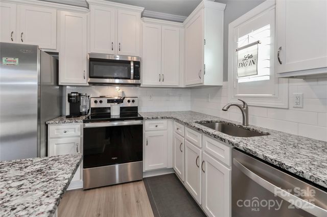 105 N Sina Street, Troutman, NC 28166