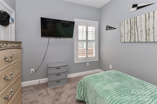 105 N Sina Street, Troutman, NC 28166