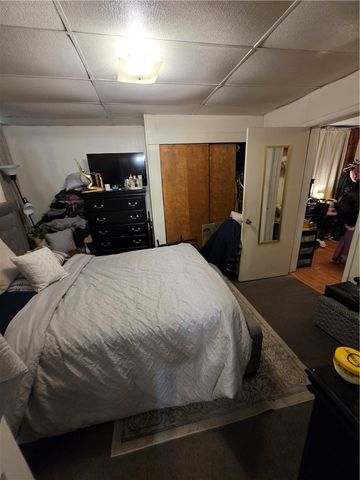 520 E 2nd Ave, Tarentum, PA 15084