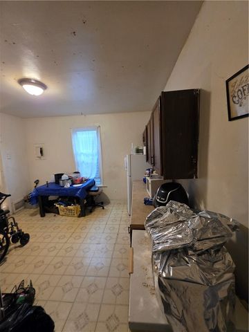 520 E 2nd Ave, Tarentum, PA 15084