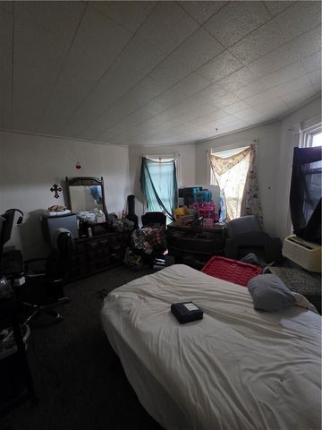 520 E 2nd Ave, Tarentum, PA 15084