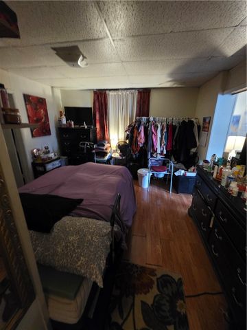 520 E 2nd Ave, Tarentum, PA 15084