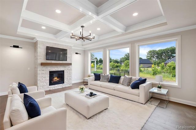 2166 Heidi Dr, Oxford, MI 48370