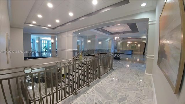 2501 S Ocean Dr L04, Hollywood, FL 33019