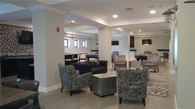 2501 S Ocean Dr L04, Hollywood, FL 33019