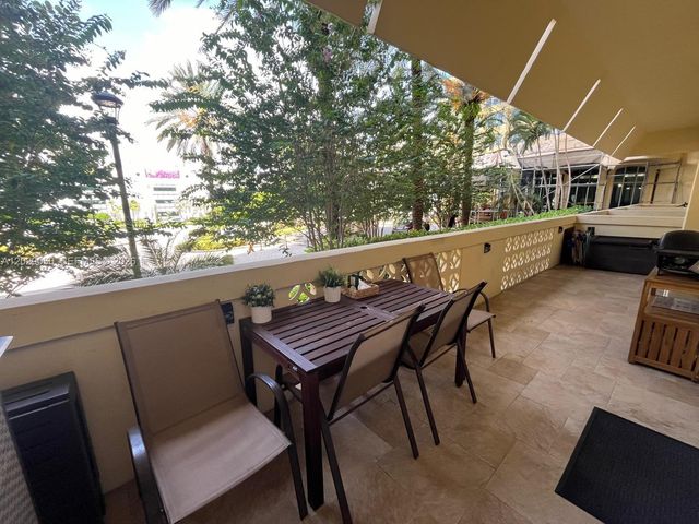 2501 S Ocean Dr L04, Hollywood, FL 33019