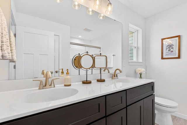 925 Cardinal LANE, Mukwonago, WI 53149