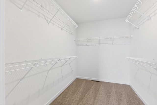 925 Cardinal LANE, Mukwonago, WI 53149