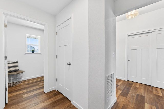 925 Cardinal LANE, Mukwonago, WI 53149