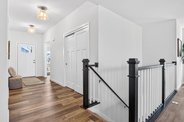 925 Cardinal LANE, Mukwonago, WI 53149