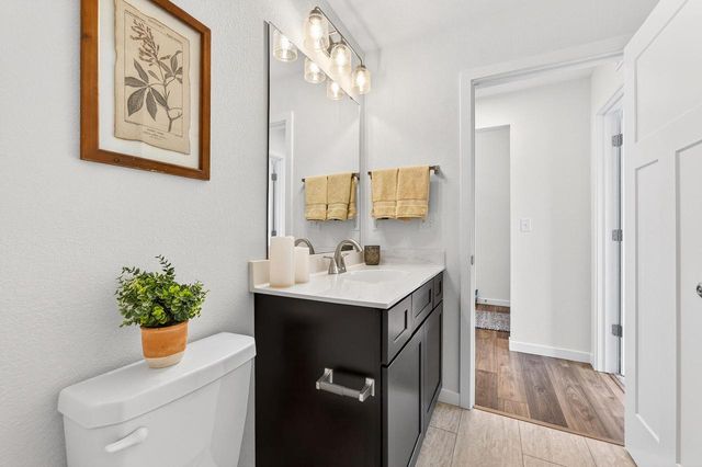 925 Cardinal LANE, Mukwonago, WI 53149