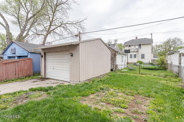 4151 Jackman Road, Toledo, OH 43612