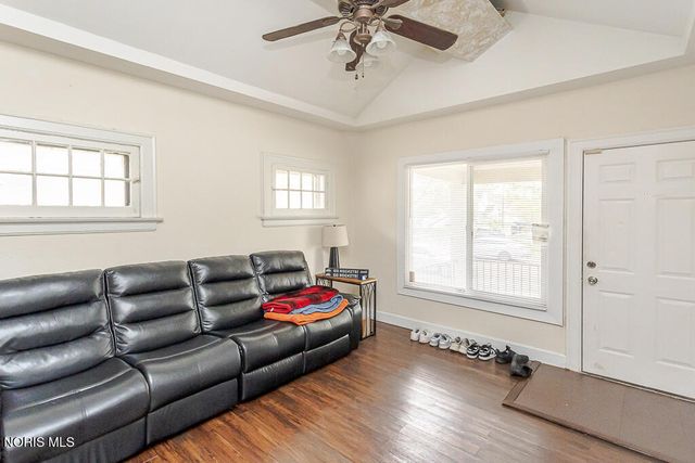 4151 Jackman Road, Toledo, OH 43612