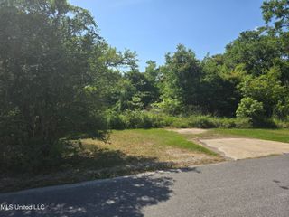 1003 Mantou Street, Pascagoula, MS 39567