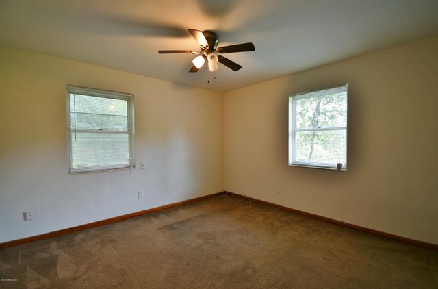 2101 MAPLE LEAF Drive E, Jacksonville, FL 32211