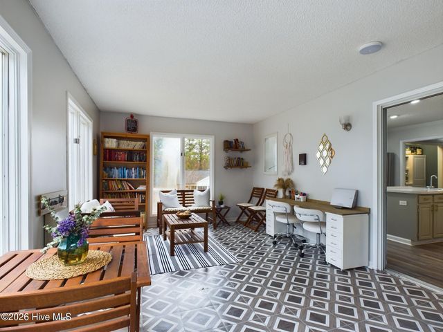 1121 Barkentine Drive, New Bern, NC 28560