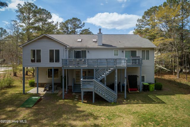 1121 Barkentine Drive, New Bern, NC 28560