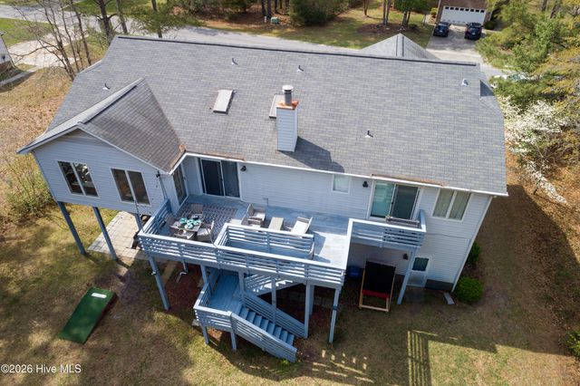 1121 Barkentine Drive, New Bern, NC 28560