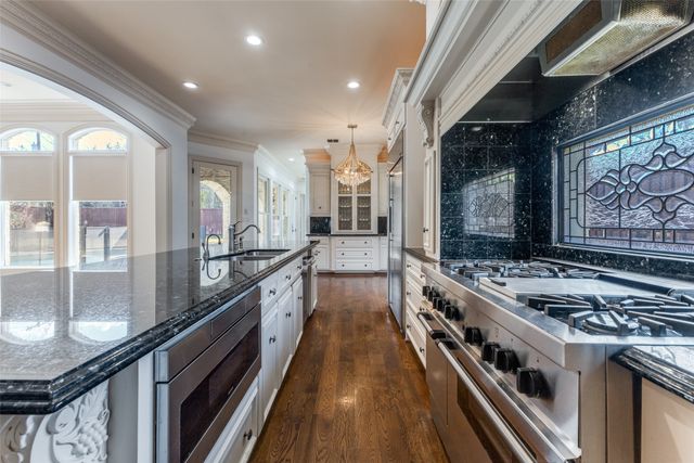 6416 Dykes Way, Dallas, TX 75230