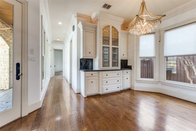 6416 Dykes Way, Dallas, TX 75230