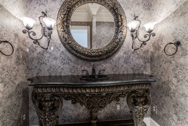 6416 Dykes Way, Dallas, TX 75230