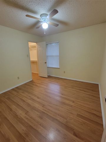 509 Baylor Drive, Arlington, TX 76010