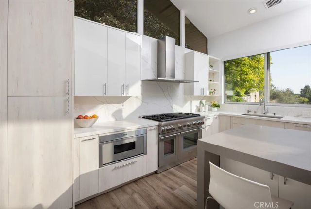 1452 Cloyden Road, North Tustin, CA 92705
