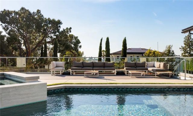 1452 Cloyden Road, North Tustin, CA 92705