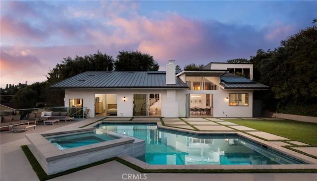 1452 Cloyden Road, North Tustin, CA 92705