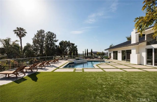 1452 Cloyden Road, North Tustin, CA 92705