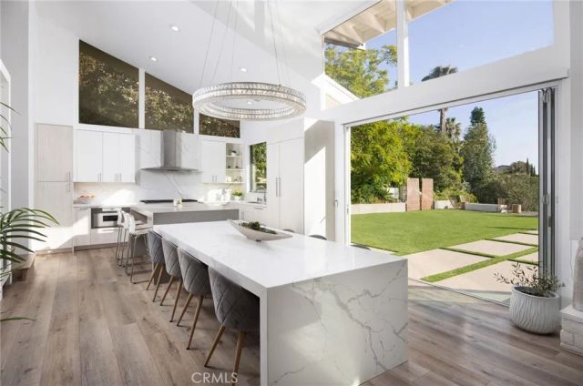 1452 Cloyden Road, North Tustin, CA 92705