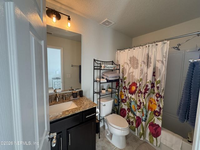 6789 ROUNDLEAF DR. Drive, Jacksonville, FL 32258