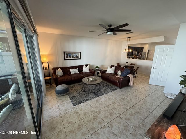 6789 ROUNDLEAF DR. Drive, Jacksonville, FL 32258