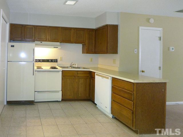 138 Marlowe Court, Carrboro, NC 27510