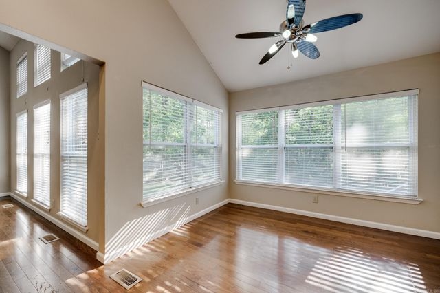 65 Stoneledge Drive, Maumelle, AR 72113