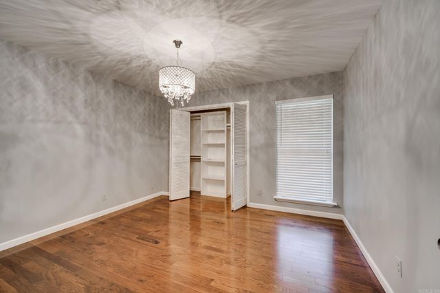 65 Stoneledge Drive, Maumelle, AR 72113