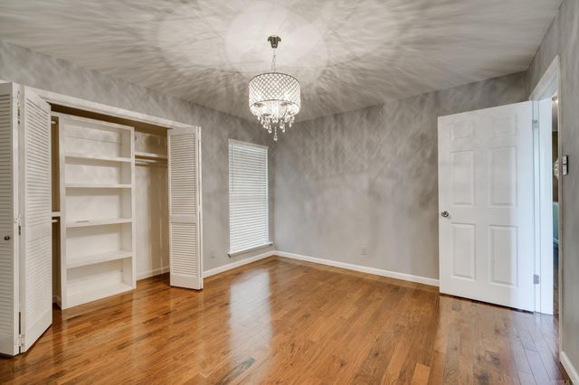 65 Stoneledge Drive, Maumelle, AR 72113