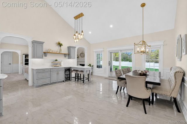 2168 Wiggins Road, Fenton Charter Township, MI 48430