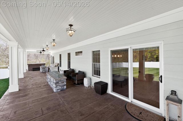 2168 Wiggins Road, Fenton Charter Township, MI 48430