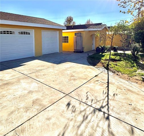 1425 8th Street, San Fernando, CA 91340