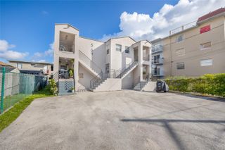 569 SW 4th St, Miami, FL 33130