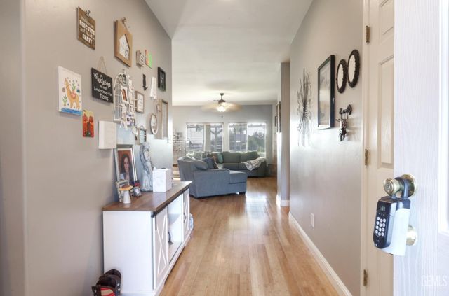 5351 Gatson Street, Bakersfield, CA 93314