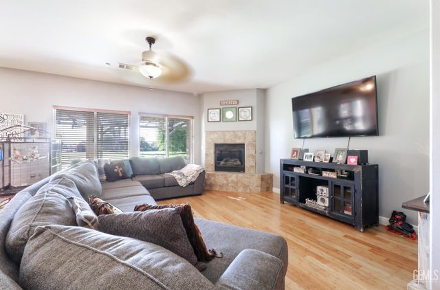 5351 Gatson Street, Bakersfield, CA 93314